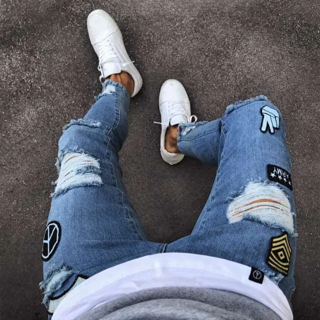 Stylish Jeans with a ripped design